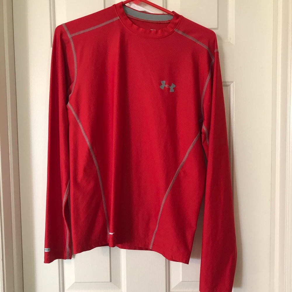 Under Armour fitted heat gear